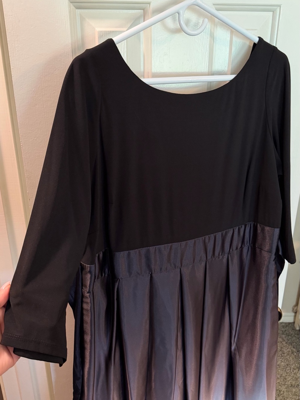 Dillard’s Ignite Evenings Ombre Satin 3/4 Sleeve Tie Waist Evening Gown Formal - Picture 4 of 12